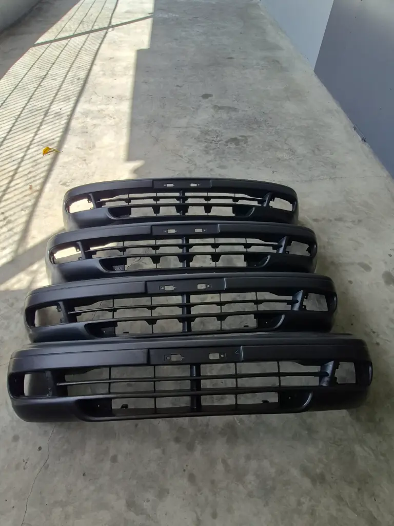 [DS04116BA] B14 96-98 FRONT BUMPER TONG YANG