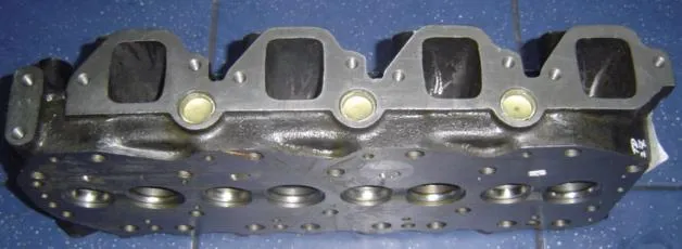 TD27 E24 / D22 CYLINDER HEAD BARE